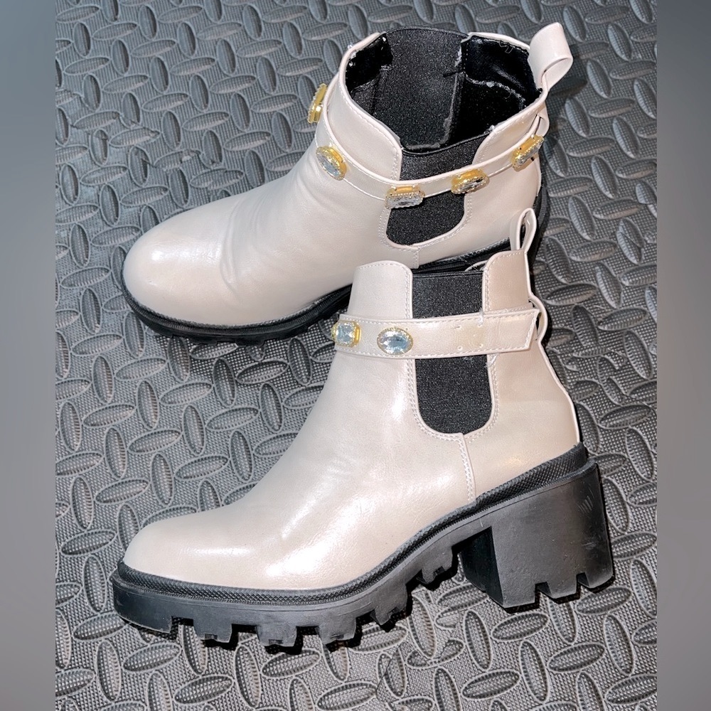 Nicole Miller booties